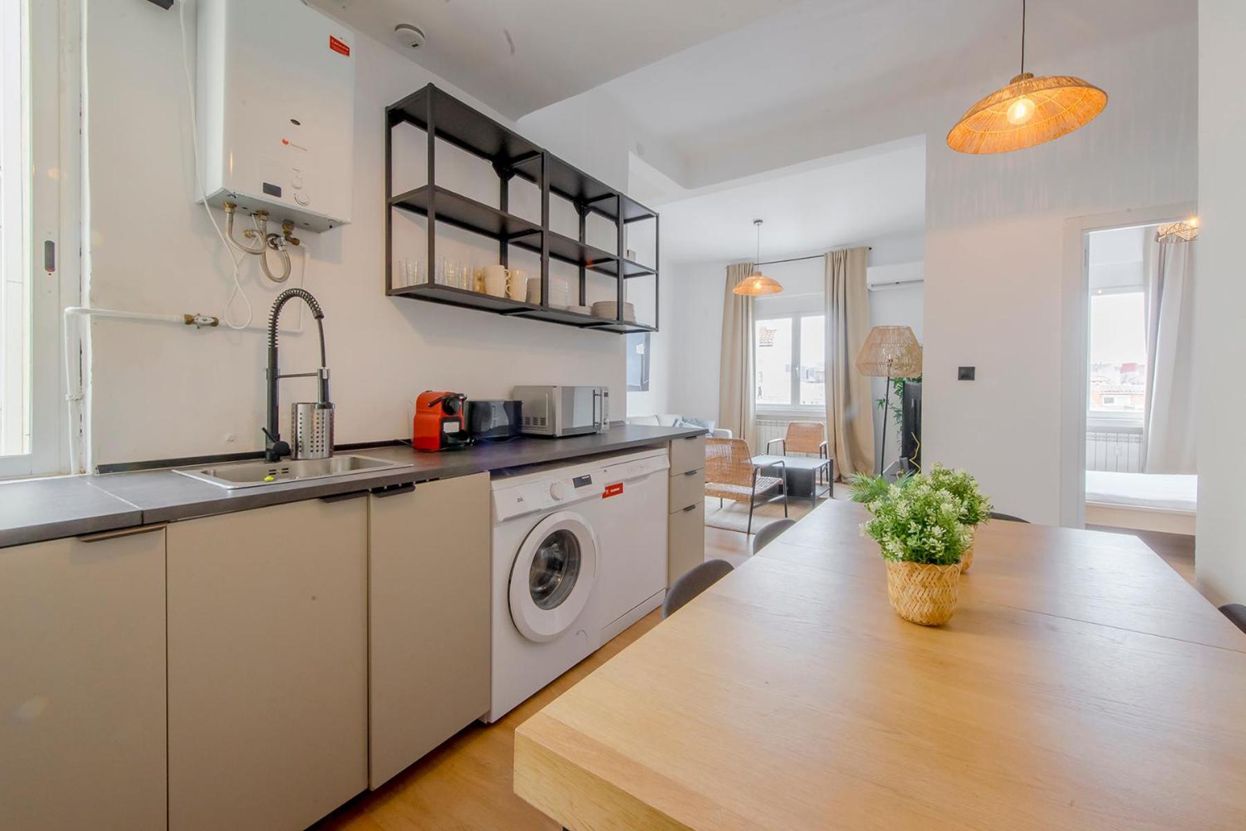 Aventura Y Tradicion En La Latina, Conoce Toledo 77 Apartment Madrid Exterior photo